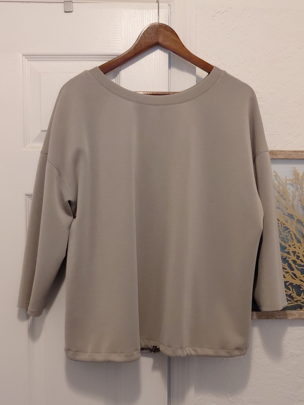 Cable & Gauge Relaxed Crew Sweatshirt in Light Taupe